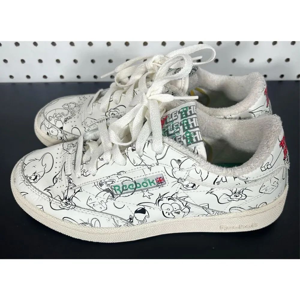 Reebok classics x Tom & Jerry sneakers size 7